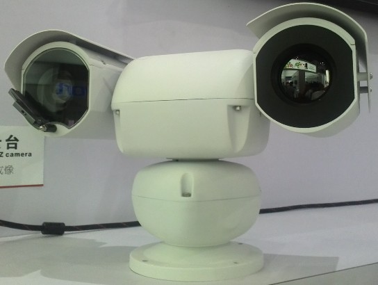 边海防智能热成像视频监控云台摄像机